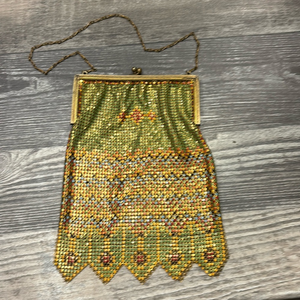 Mesh hand bag